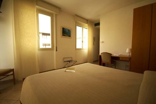 Hotel Albergo Lario