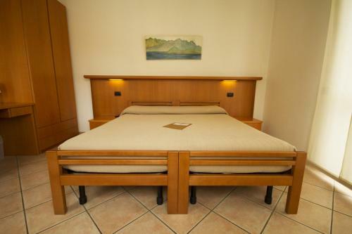 Hotel Albergo Lario