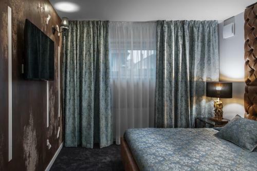 Deluxe Jacuzzi Apartment