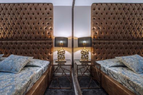 Deluxe Jacuzzi Apartment