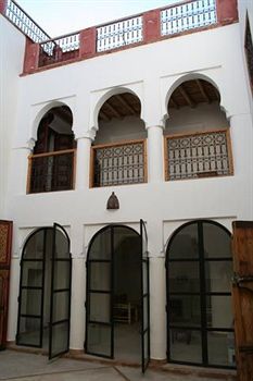 Hotel Riad Ineslisa