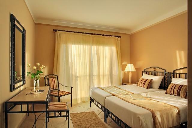 Hotel Sol Y Mar Ivory Suites