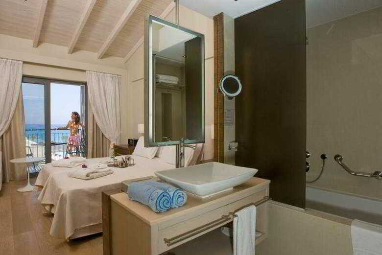Hotel Aegean Pearl