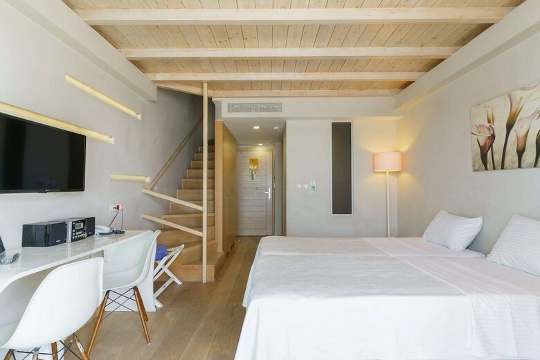 Hotel Aegean Pearl