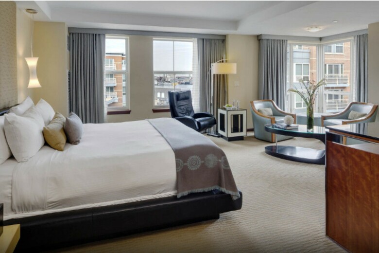 Battery Wharf Hotel, Boston Waterfront