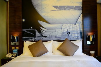 Hotel Harbour Grand Hong Kong