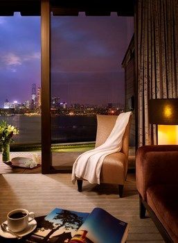 Hotel Harbour Grand Hong Kong