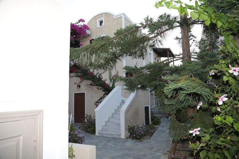 Hotel Enjoy Villas