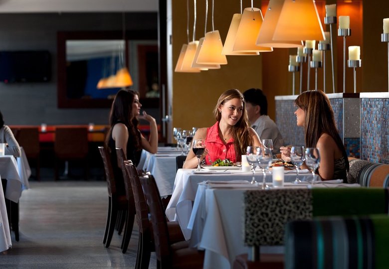 Hotel San Juan Marriott Resort & Stellaris Casino