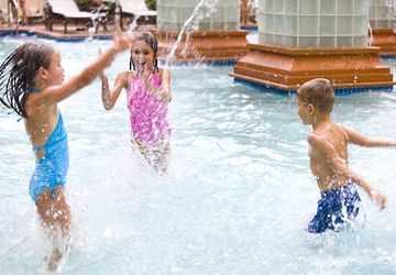 Hotel San Juan Marriott Resort & Stellaris Casino
