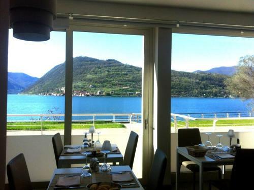 Hostal A Lago