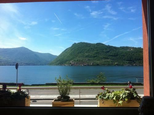 Hostal A Lago
