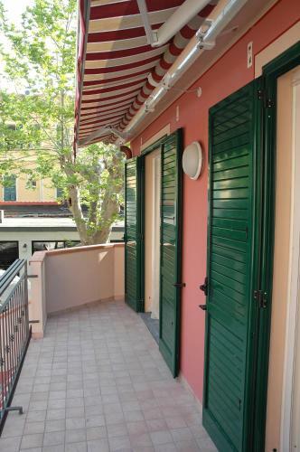 Aparthotel World Village Apartments