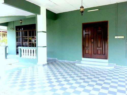 Hostal Al Madinah Homestay