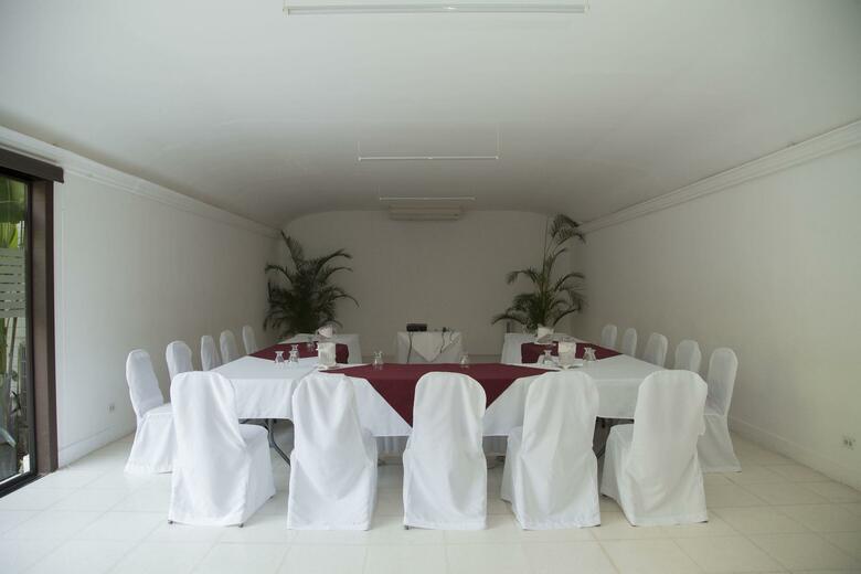 Hotel Las Farolas