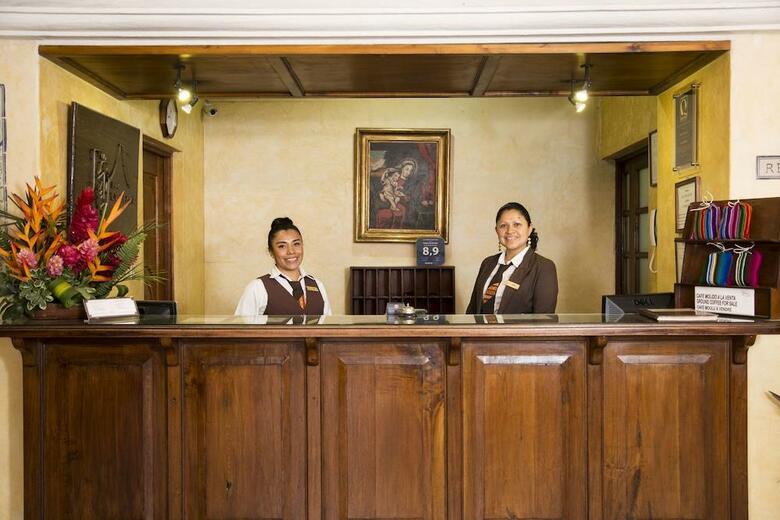 Hotel Las Farolas