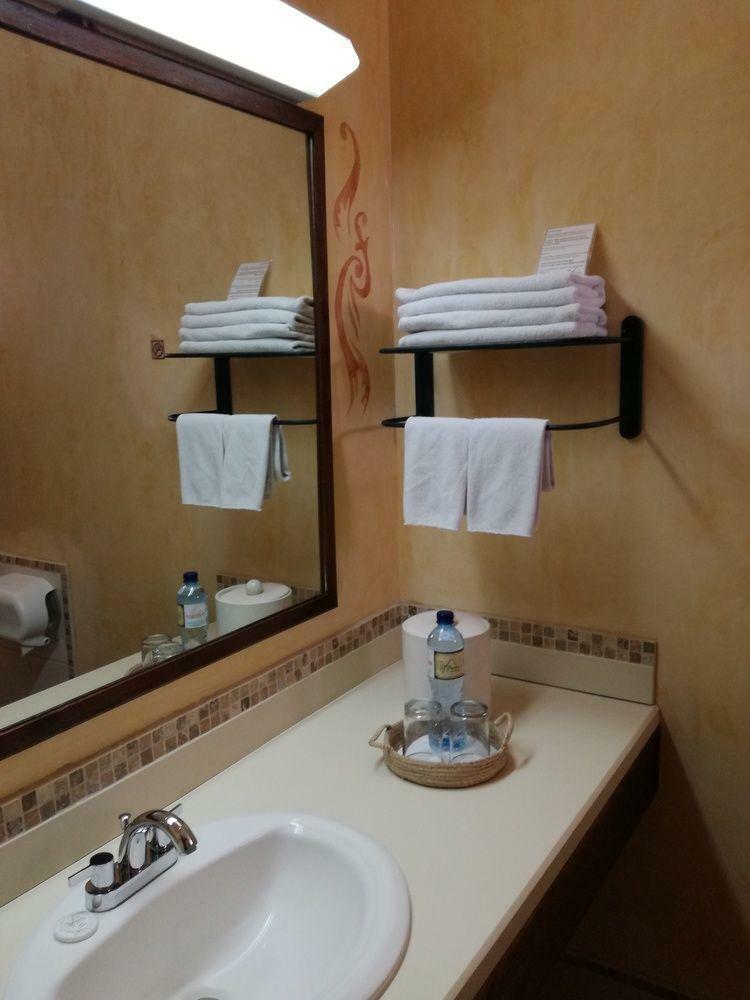 Hotel Las Farolas