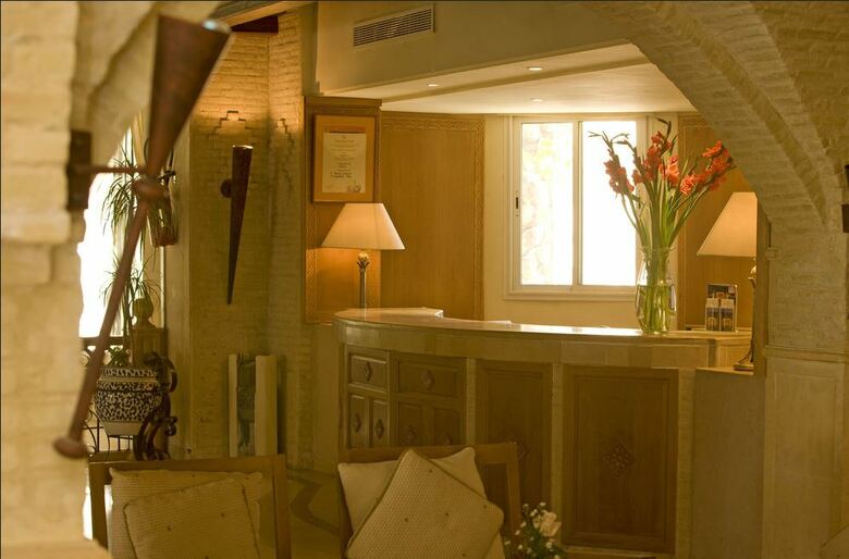 Hotel Ras El Ain