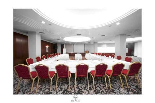 Ege Palas Hotel