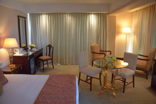 Ege Palas Hotel