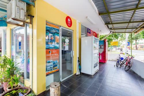Hotel Zen Rooms Kedawang