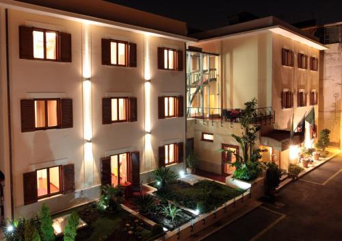 Hostal Diana Inn Accommodations