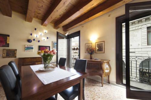 Padovaresidence Apartments - Luxury In Piazza Delle Erbe