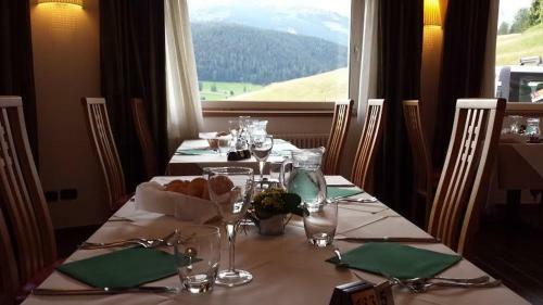 Ciasa Alpina Relax Hotel