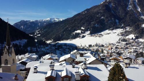 Ciasa Alpina Relax Hotel