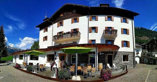 Ciasa Alpina Relax Hotel