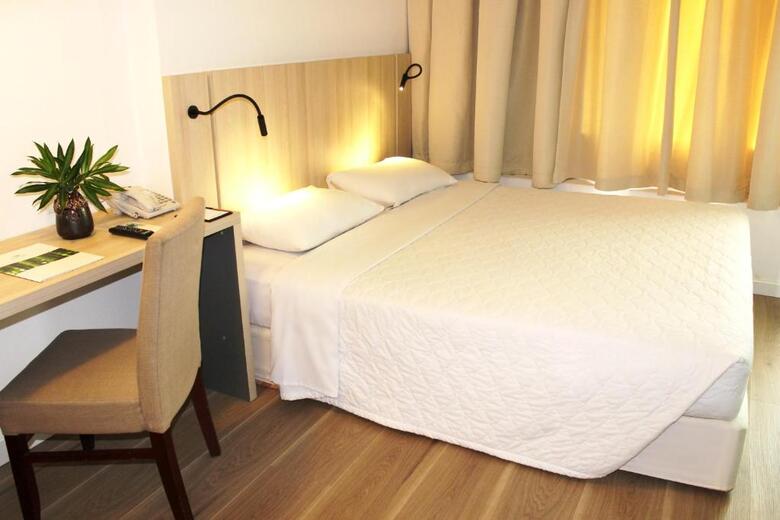 Hotel Que Huong Liberty 3