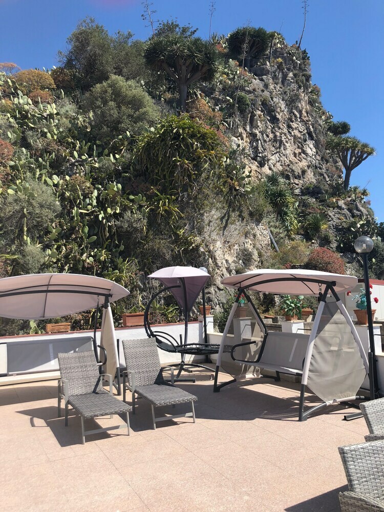 Hotel Elios