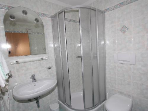 Apartments Parom