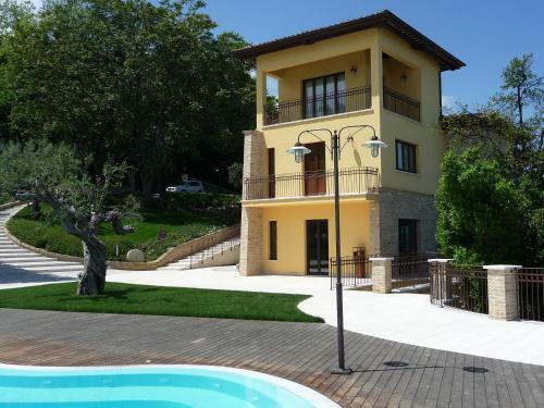 Bed & Breakfast Borgo Fonte Scura