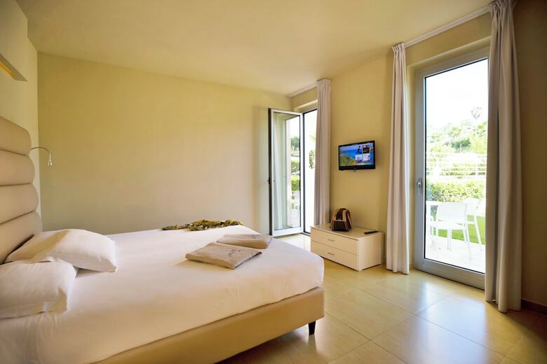 Hotel Blue Bay Resort
