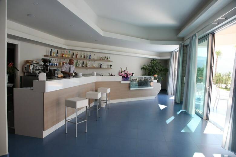 Hotel Blue Bay Resort
