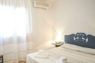 Aparthotel Elite Smeralda Room
