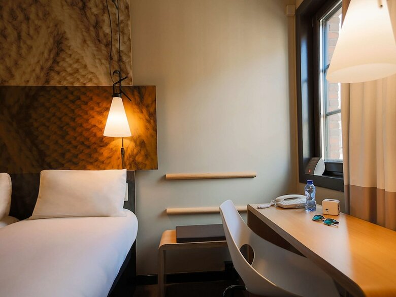 Hotel Ibis Off Grand Place
