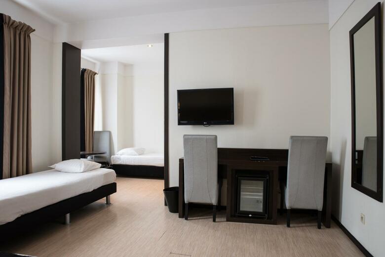 Hotel Floris Ustel Midi