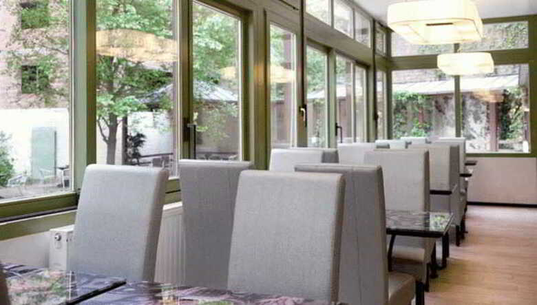Hotel Floris Ustel Midi