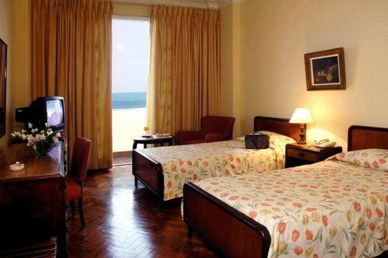 Hotel California Othon Classic