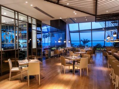Amathus Beach Hotel