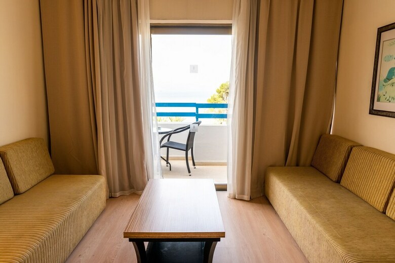 Hotel Elias Beach