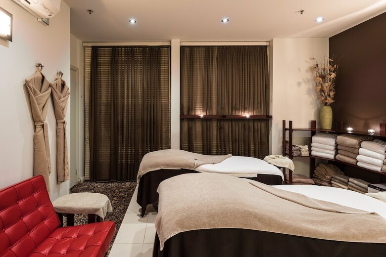 Hotel Esplanade Resort And Spa