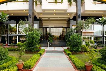 The Lemon Tree Hotel, City Center