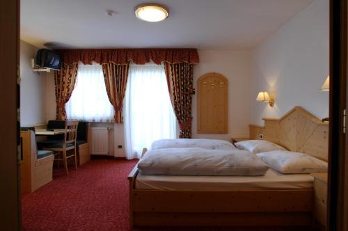 Hotel Falzares