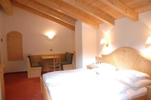 Hotel Falzares