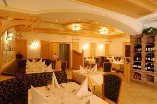 Hotel Falzares