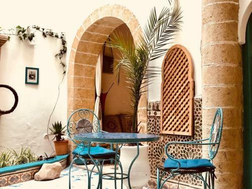 Riad Lalla Zina