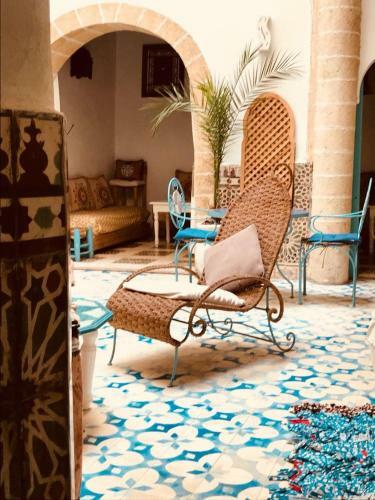 Riad Lalla Zina